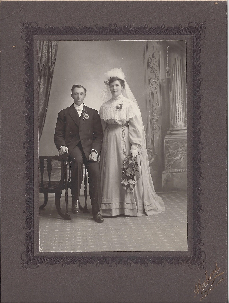 1900s Cokato MN Wedding,
                                        Gust Akerlund Cabinet
                                        Photograph