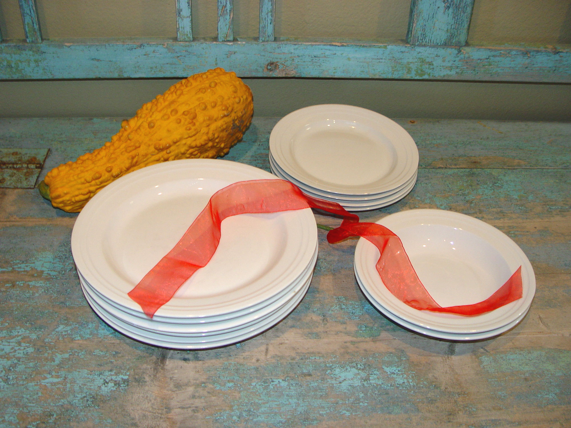 Soho Spirit by Fairwinds
                                        Dish Set - Culinary Arts