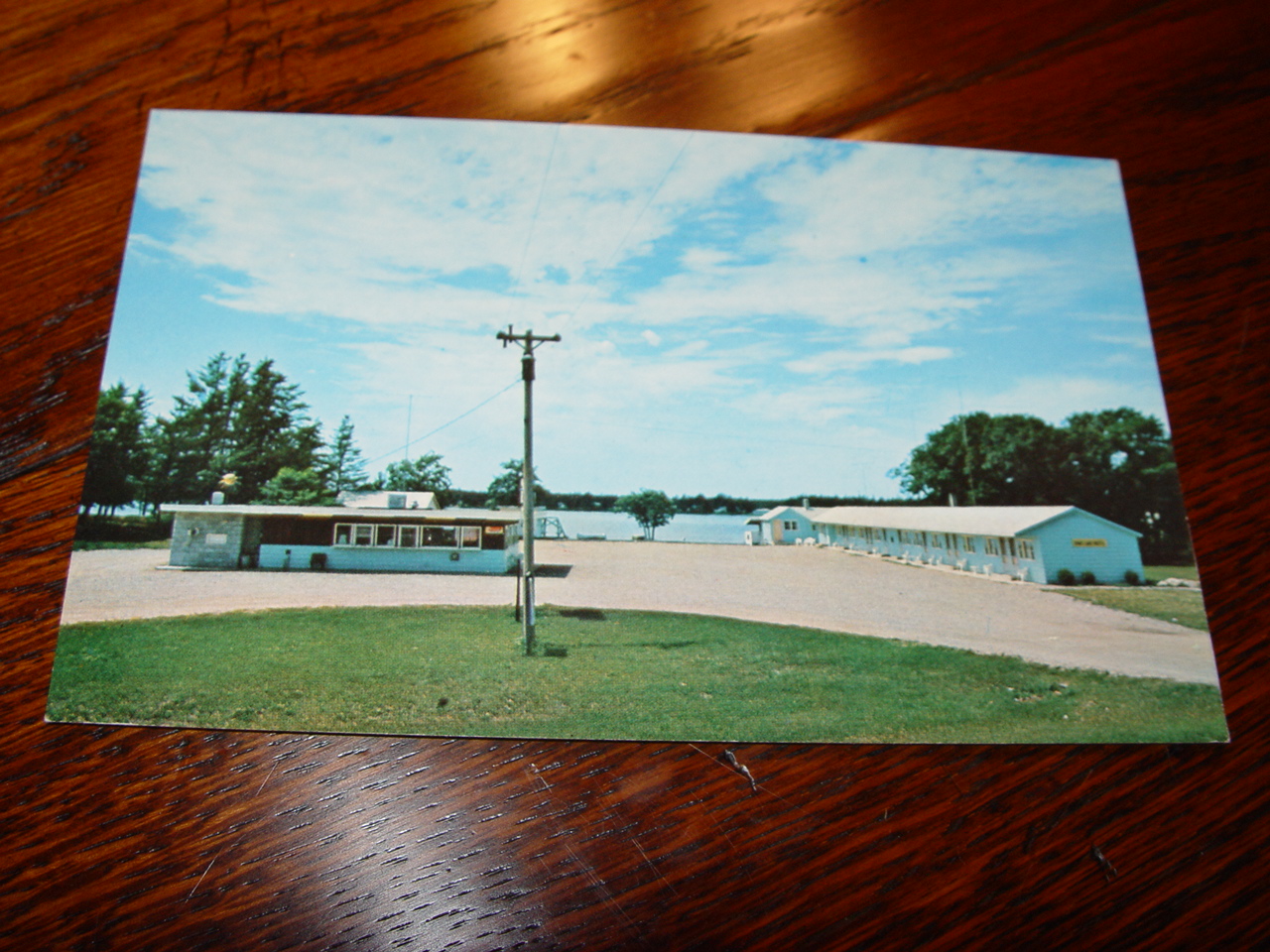 Spirit Lake
                                                Motel and Cafe in
                                                Menahga, Minnesota
                                                Vintage Color Postcard