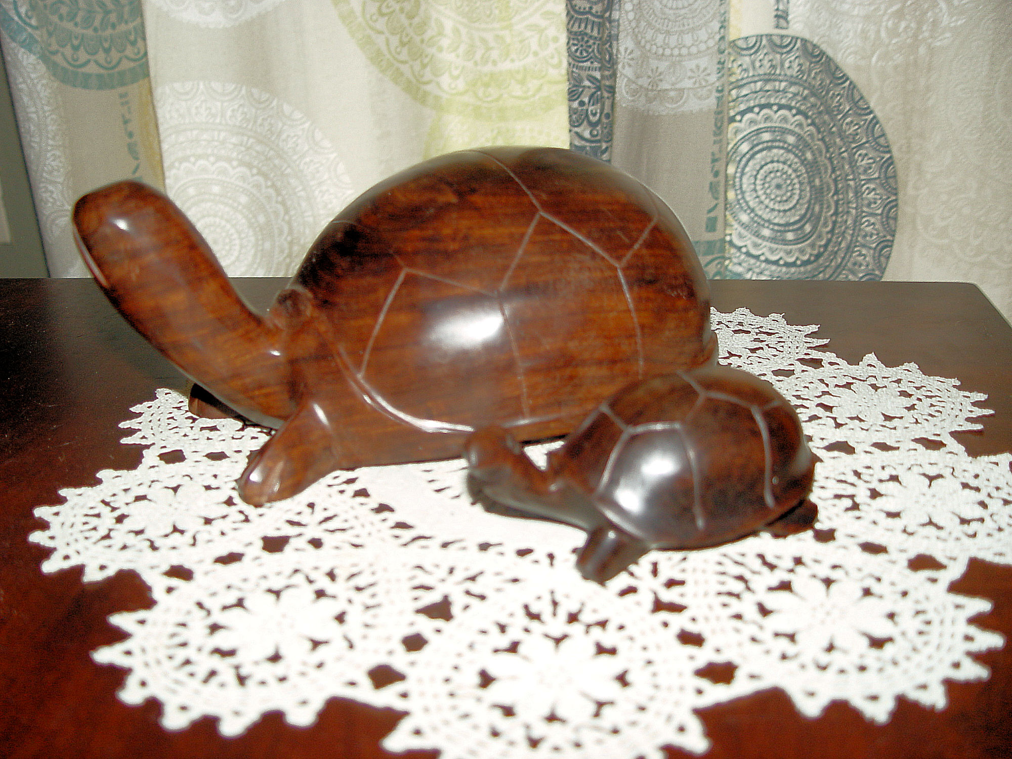 Vintage Mexican
                                            Ironwood Hand-carved Turtle
                                            Set