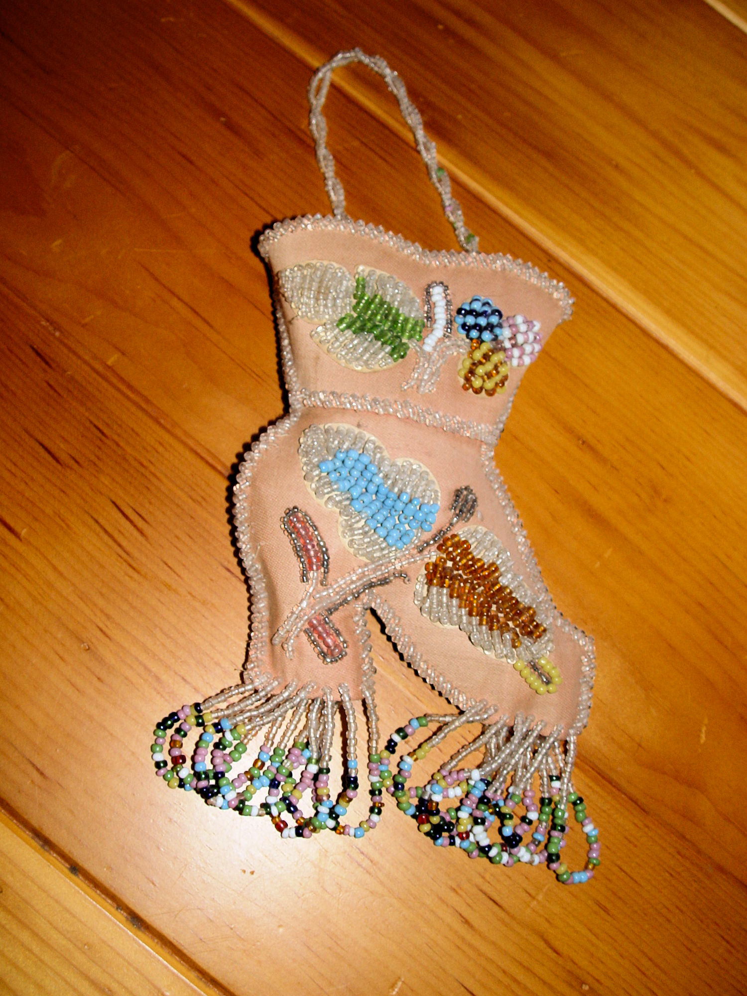 Antique Iroquois Pin
                                        Cushion Beadwork Boot Whimsy