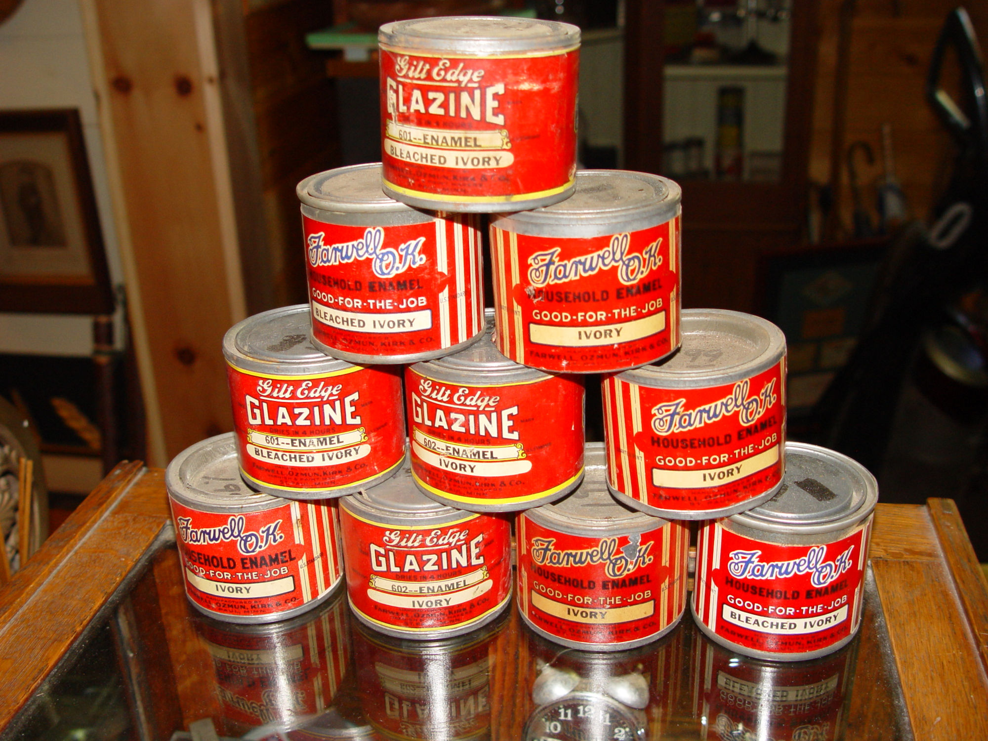 10 Gilt Edge,
                        Farwell O.K. & Co. Enamel Paints Advertising
                        Cans, Full - St. Paul, Minn.